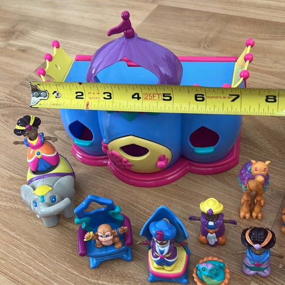 Aladdin and Princess Jasmine Play Set - Picture 11 of 16